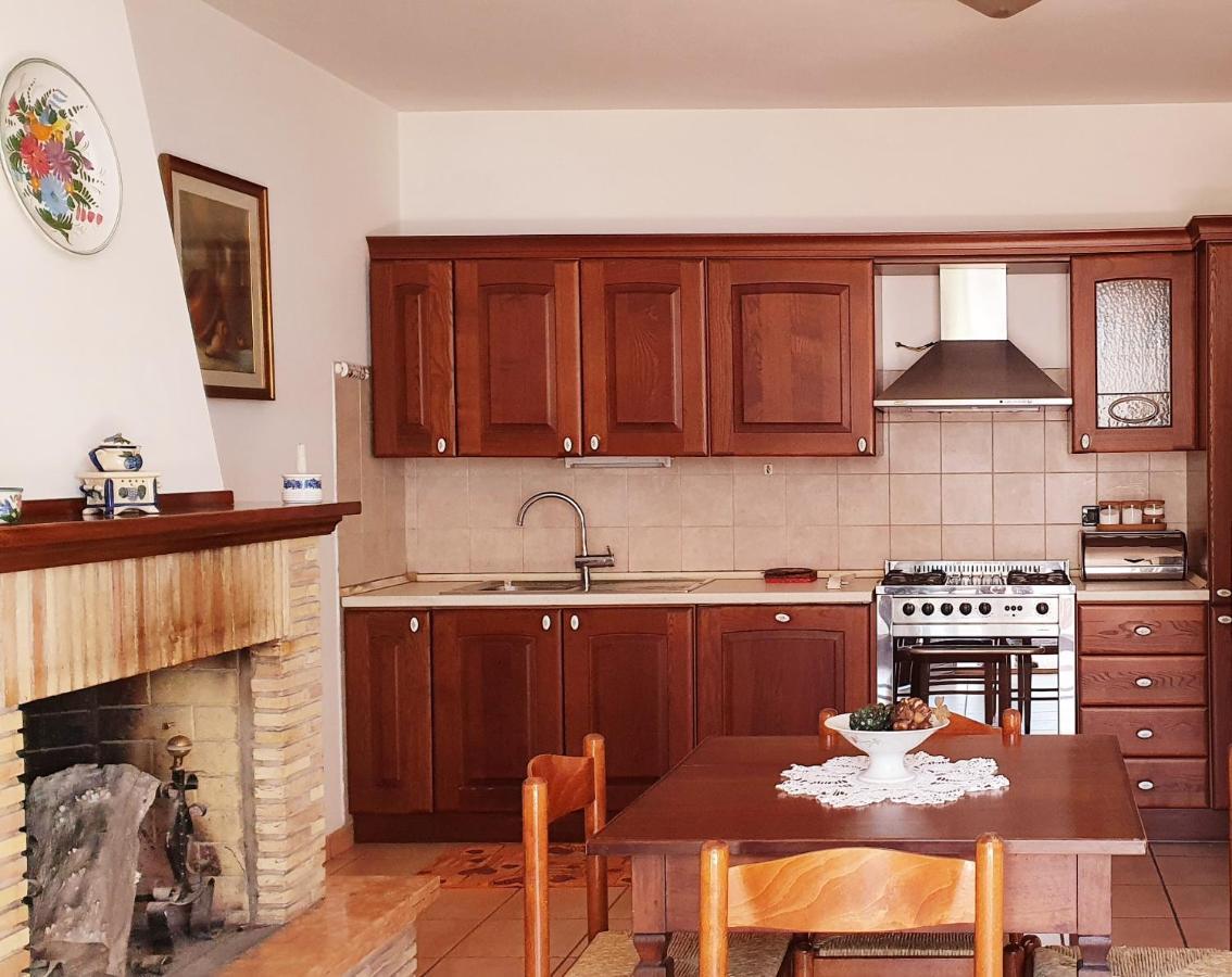 לינה וארוחת בוקר Civitella Casanova Casa Ciuffina מראה חיצוני תמונה